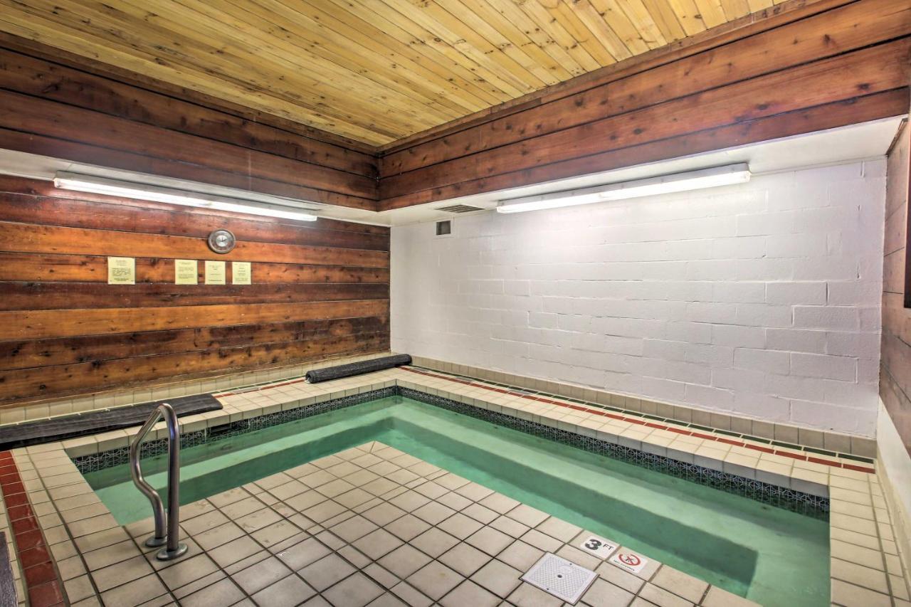 Holiday home Updated Loon Townhome With Mtn Views And Shuttle! *